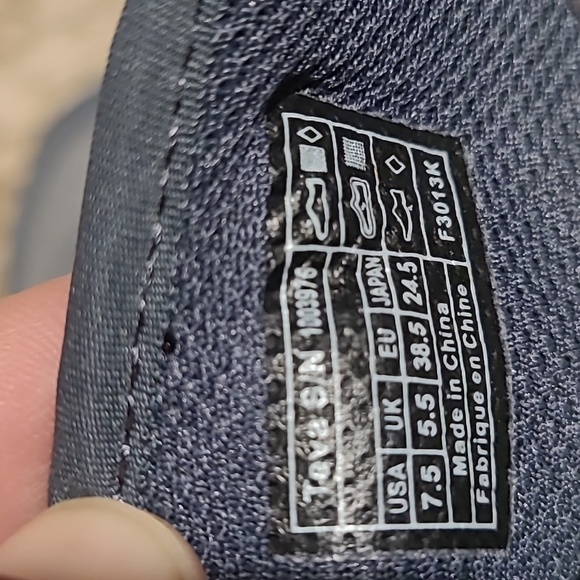 Teva slip on shoes - Picture 4 of 4